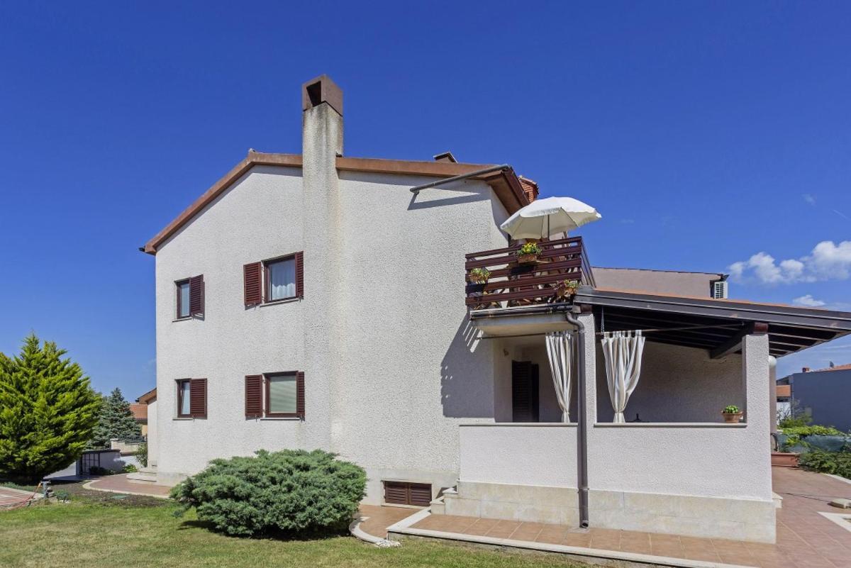 Villa Nada in Vinkuran  Pula Exterior foto
